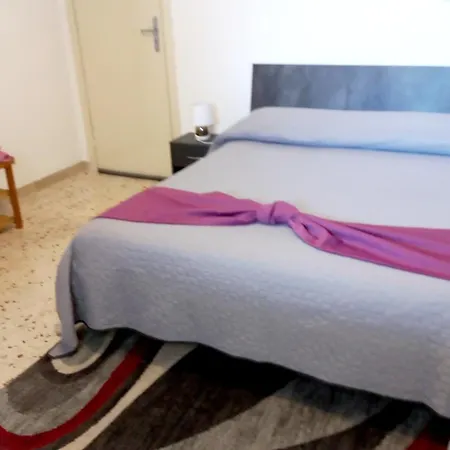 Apartment A 2 Passi Da Tutto House Enea *